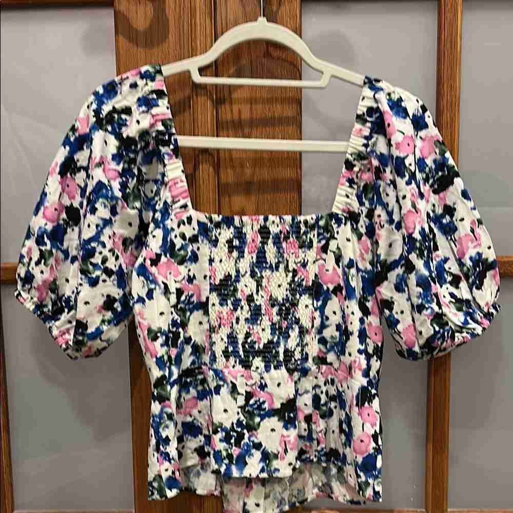 Floral Puff Sleeve Top